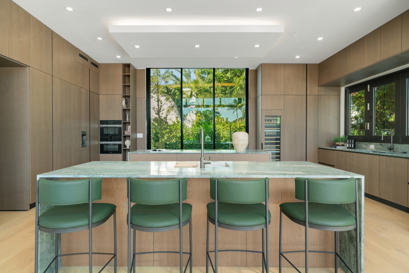 Terrace House, image 8 of 13