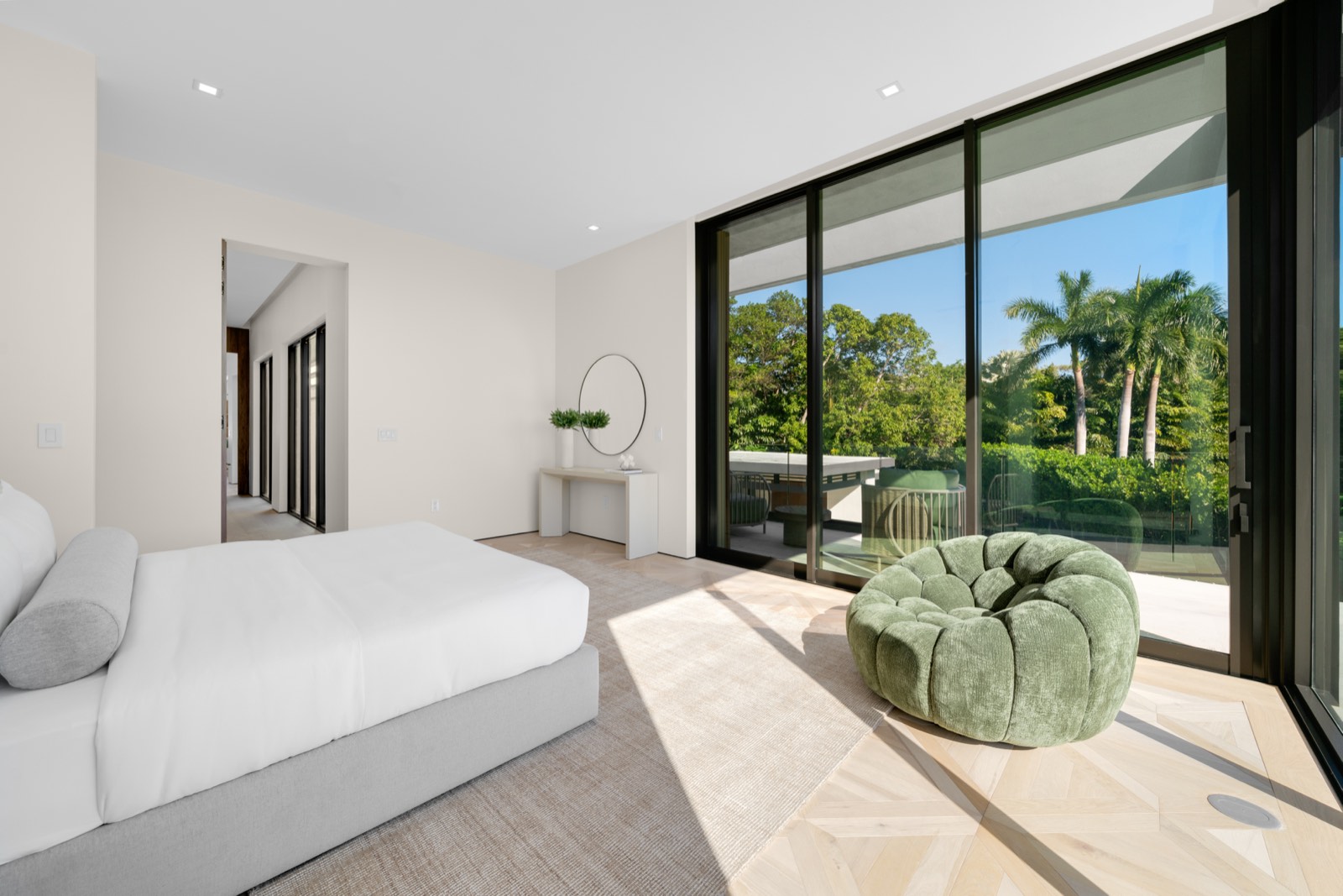 Terrace House, image 13 of 13